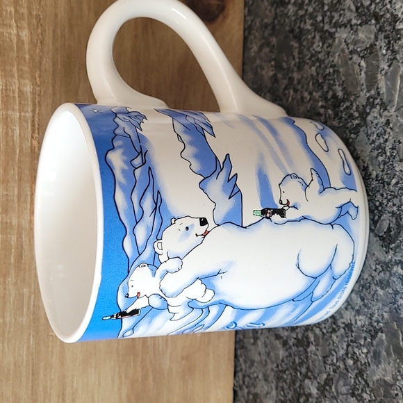 Vintage 1997 Coke Cola "Polar Bear" Mug - Picture 6 of 10